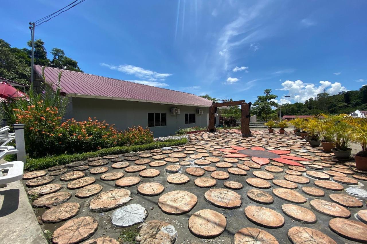 Hotel Spot On 90279 Kinomulok Garden Ranau Zewnętrze zdjęcie
